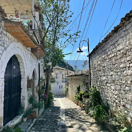 Gorica - Unesco Quarter 3* ベラト
