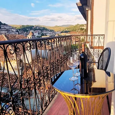 Alojamento de Acomodação e Pequeno-almoço Gorica - Unesco Quarter Berati