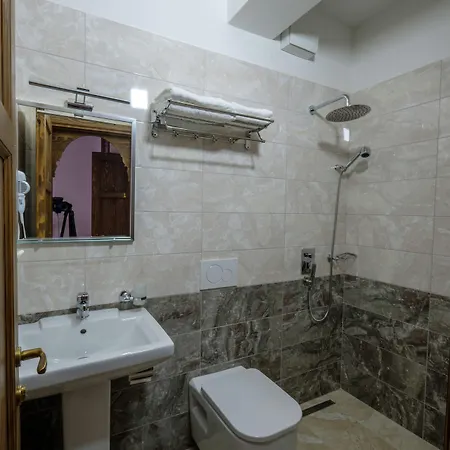 Hotel Ballkoni Gorices - UNESCO quarter 3*