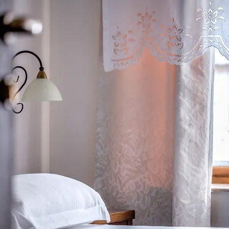Hotel Gorica - Unesco Quarter Bed and Breakfast Μπεράτ