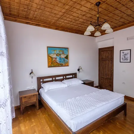 לינה וארוחת בוקר Hotel Gorica - Unesco Quarter